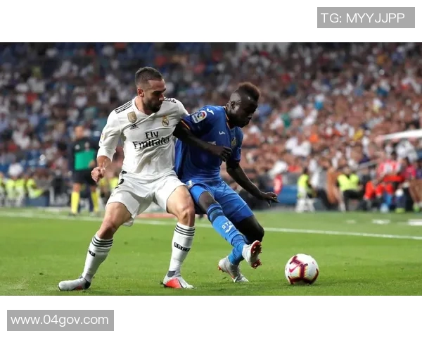 雷霆队在与皇马的激烈对决中意外落败引发球迷热议